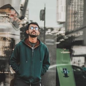 Meet your Posher, Partha